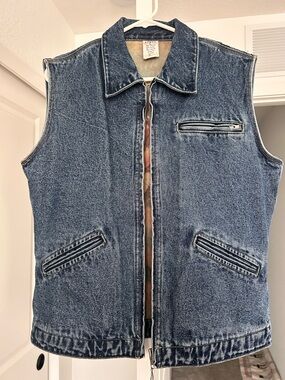Vintage 90’s western Denim Vest with Zip Front